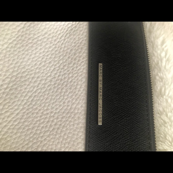 Marc by Marc Jacobs small crossbody bag - Picture 2 of 11